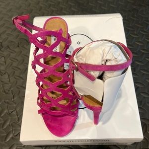 STEVE MADDEN Suede Cage Heeled Sandals 6.5 NIB
